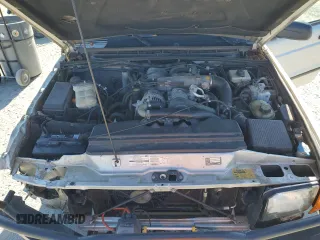 2002 Land Rover Discovery with VIN SALTW12412A748747, listed as a Copart auction lot 47189965 with 130,237 mi miles and Salvage Title. Bid and sale history available at DreamBid. Image 12.