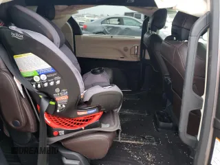 2021 Toyota Sienna Limited with VIN 5TDESKFC1MS013209, listed as a Copart auction lot 41852515 with 66,584 mi miles and Salvage Title. Bid and sale history available at DreamBid. Image 12.