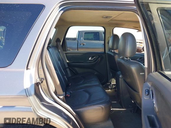 2005 Mazda Tribute S with VIN 4F2CZ06175KM49643, listed as a IAAI auction lot 41397843 with 185,088 mi miles and . Bid and sale history available at carsss.com. Image 8.