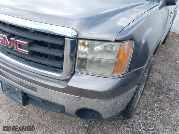 2011 GMC Sierra 1500 SLE with VIN 3GTP1VE06BG260158, listed as a IAAI auction lot 41627265 with 127,895 mi miles. Bid and sale history available at carsss.com. Image 6.