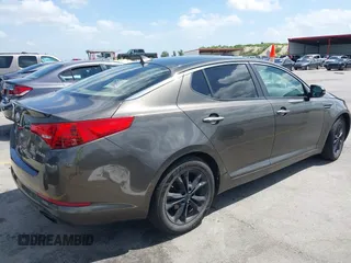 2013 Kia Optima EX с VIN 5XXGN4A78DG151742, выставлен на аукционе IAAI как лот 42631875 с пробегом 112 677 миль миль и . История ставок и продаж доступна на DreamBid. Изображение 4.