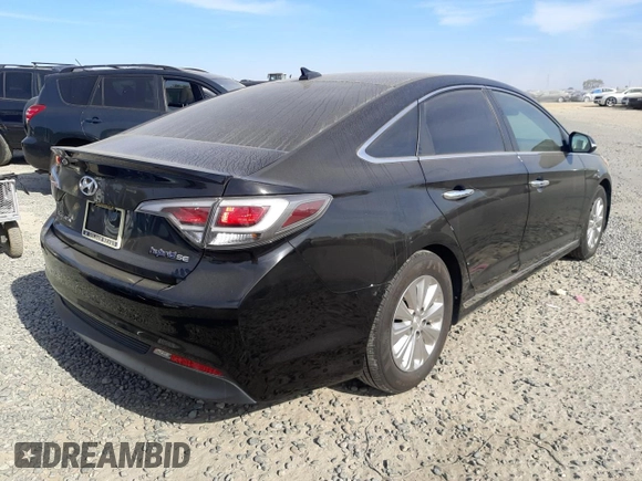 2017 Hyundai Sonata Hybrid SE with VIN KMHE24L31HA067706, listed as a Copart auction lot 63690862 with 137,346 mi miles. Bid and sale history available at carsss.com. Image 4.