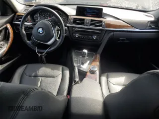 2015 BMW 3 Series 328i xDrive z VIN WBA3B3G55FNR86726, wystawiony jako Copart lot #64843165 z przebiegiem 112 982 mil mil oraz Czysty tytuł • Clean title. Historia ofert i sprzedaży dostępna na DreamBid. Obrazek 8.