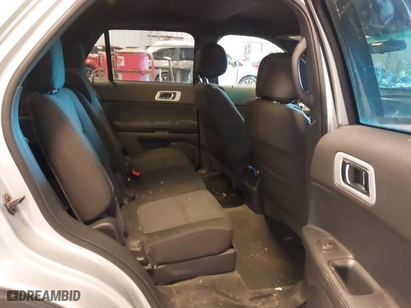 2014 Ford Explorer XLT with VIN 1FM5K8D83EGB74119, listed as a IAAI auction lot 41636470 with NaN miles. Bid and sale history available at carsss.com. Image 8.