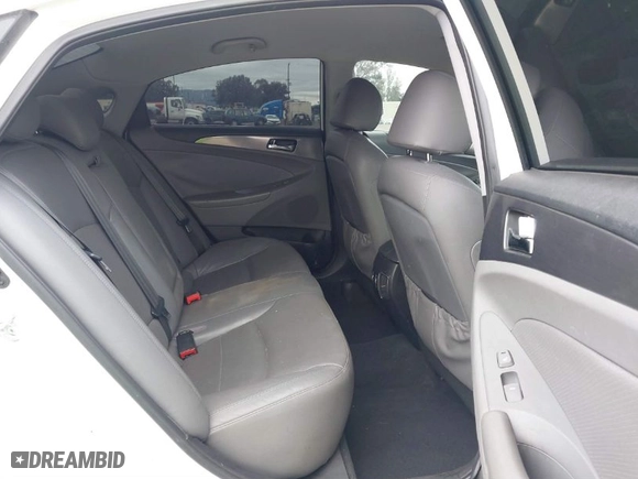 2012 Hyundai Sonata Hybrid with VIN KMHEC4A48CA047194, listed as a IAAI auction lot 41762584 with 177,478 mi miles. Bid and sale history available at carsss.com. Image 8.