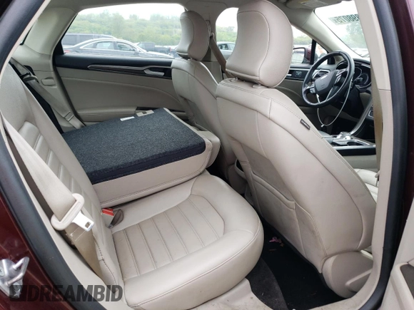 2018 Ford Fusion SE z VIN 3FA6P0HD2JR185298, wystawiony jako Copart lot #58898075 z przebiegiem Nie podano mil oraz Czysty tytuł • Clean title. Historia ofert i sprzedaży dostępna na DreamBid. Obrazek 10.