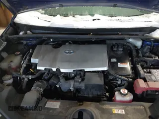 2018 Toyota Prius Two with VIN JTDKBRFU5J3059613, listed as a IAAI auction lot 41581314 with 142,505 mi miles and . Bid and sale history available at carsss.com. Image 10.