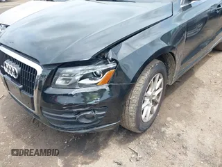 2010 Audi Q5 with VIN WA1LKBFP8AA105530, listed as a IAAI auction lot 42757875 with 90,579 mi miles and . Bid and sale history available at DreamBid. Image 6.