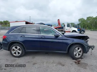 2017 Mercedes-Benz GLC with VIN WDC0G4KB9HF252544, listed as a IAAI auction lot 41983852 with 99,223 mi miles. Bid and sale history available at carsss.com. Image 14.