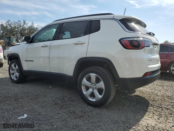 2018 Jeep Compass Latitude with VIN 3C4NJDBB1JT116630, listed as a Copart auction lot 49586755 with NaN miles and Salvage Title. Bid and sale history available at carsss.com. Image 2.