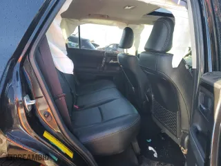 2020 Toyota 4Runner SR5 with VIN JTEBU5JR3L5752172, listed as a Copart auction lot 46652925 with 25,048 mi miles and Salvage Title. Bid and sale history available at carsss.com. Image 10.