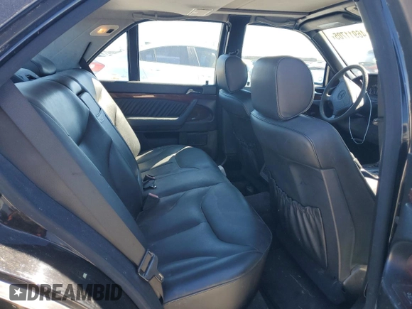 1995 Mercedes-Benz S 320 with VIN WDBGA32E7SA235612, listed as a Copart auction lot 46911705 with 119,900 mi miles and Clean Title. Bid and sale history available at DreamBid. Image 10.