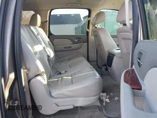 2014 GMC Yukon XL SLT with VIN 1GKS1KE06ER127515, listed as a IAAI auction lot 40990479 with 236,725 mi miles. Bid and sale history available at carsss.com. Image 8.