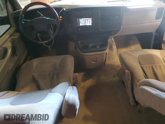 2005 Chevrolet Express Cargo Van YF7 Upfitter with VIN 1GBFG15T151204195, listed as a Copart auction lot 44330135 with 120,189 mi miles and Clean Title. Bid and sale history available at carsss.com. Image 8.