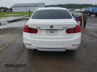 2013 BMW 3 Series 335i xDrive z VIN WBA3B9G59DNR90259, wystawiony jako Copart lot #61618495 z przebiegiem 127 440 mil mil oraz Szkoda całkowita • Salvage title. Historia ofert i sprzedaży dostępna na DreamBid. Obrazek 6.
