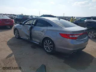 2016 Hyundai Azera with VIN KMHFG4JG6GA509647, listed as a IAAI auction lot 41528752 with 106,168 mi miles. Bid and sale history available at carsss.com. Image 3.