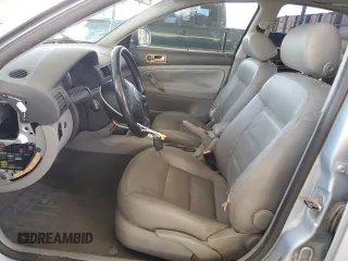 2004 Volkswagen Passat GLS z VIN WVWPD63B24P252638, wystawiony jako Copart lot #54247995 z przebiegiem 77 786 mil mil oraz Szkoda całkowita • Salvage title. Historia ofert i sprzedaży dostępna na DreamBid. Obrazek 7.