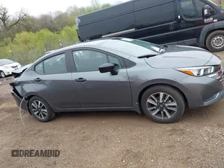 2024 Nissan Versa S с VIN 3N1CN8DVXRL895275, выставлен на аукционе IAAI как лот 42161114 с пробегом 16 140 миль миль и . История ставок и продаж доступна на DreamBid. Изображение 12.
