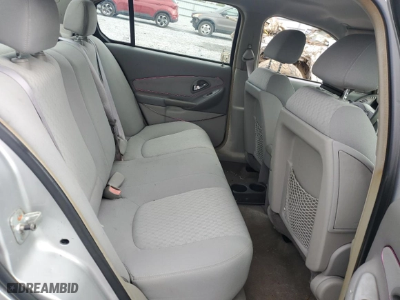 2005 Chevrolet Malibu with VIN 1G1ZS54F75F173816, listed as a Copart auction lot 76254104 with 271,468 mi miles and Salvage Title. Bid and sale history available at carsss.com. Image 10.