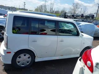 2006 Scion xB with VIN JTLKT334564040211, listed as a IAAI auction lot 42009437 with 246,771 mi miles. Bid and sale history available at carsss.com. Image 14.