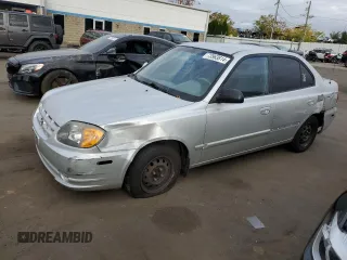 2005 Hyundai Accent GLS with VIN KMHCG45C45U631414, listed as a Copart auction lot 73963814 with 106,617 mi miles and Salvage Title. Bid and sale history available at carsss.com. Image 1.