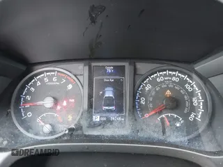 2022 Toyota Tacoma SR with VIN 3TMCZ5AN7NM470444, listed as a IAAI auction lot 41729041 with 34,248 mi miles and . Bid and sale history available at DreamBid. Image 7.
