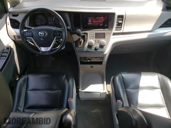 2017 Toyota Sienna L с VIN 5TDZZ3DC8HS841995, выставлен на аукционе Copart как лот 58783995 с пробегом 246 997 миль миль и Чистый • Clean title. История ставок и продаж доступна на DreamBid. Изображение 8.