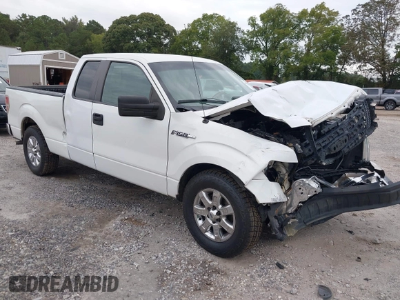 2010 Ford F-150 XL with VIN 1FTEX1C82AFC53442, listed as a IAAI auction lot 40375638 with 1 mi miles. Bid and sale history available at carsss.com. Image 1.
