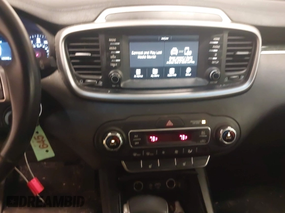 2019 Kia Sorento LX V6 with VIN 5XYPG4A57KG601463, listed as a IAAI auction lot 41358620 with 105,948 mi miles. Bid and sale history available at carsss.com. Image 21.