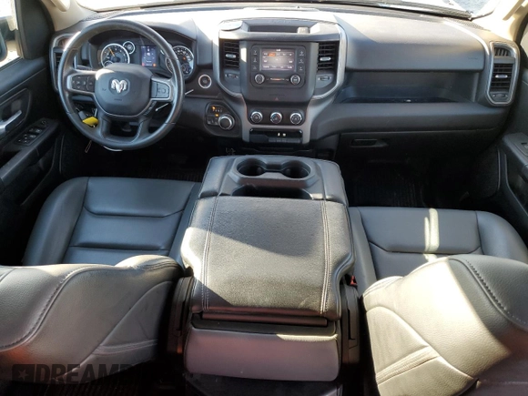 2020 Ram 1500 Tradesman z VIN 1C6SRFNT9LN421718, wystawiony jako Copart lot #81620444 z przebiegiem 38 419 mil mil oraz Szkoda całkowita • Salvage title. Historia ofert i sprzedaży dostępna na DreamBid. Obrazek 8.
