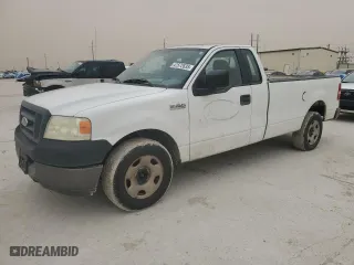 2005 Ford F-150 XL with VIN 1FTRF12W45NA47586, listed as a Copart auction lot 47572635 with 210,792 mi miles and Clean Title. Bid and sale history available at carsss.com. Image 1.