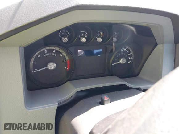 2015 Ford F-250 XLT z VIN 1FT7X2A6XFEB14897, wystawiony jako IAAI lot #42218738 z przebiegiem Nie podano mil oraz . Historia ofert i sprzedaży dostępna na DreamBid. Obrazek 14.