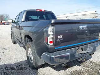 2016 Toyota Tundra 4WD Truck SR with VIN 5TFUW5F19GX548996, listed as a IAAI auction lot 41607605 with 101,194 mi miles. Bid and sale history available at carsss.com. Image 3.
