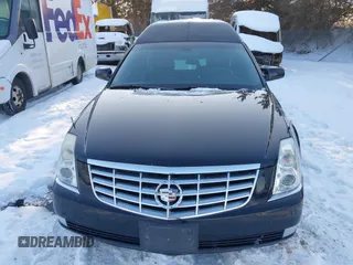 2006 Cadillac DTS Professional z VIN 1GEEH06Y76U500435, wystawiony jako IAAI lot #41398531 z przebiegiem 50 205 mil mil oraz . Historia ofert i sprzedaży dostępna na DreamBid. Obrazek 12.