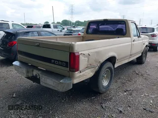 1993 Ford F-150 with VIN 1FTDF15N5PLB24462, listed as a IAAI auction lot 42720788 with Not provided miles and . Bid and sale history available at DreamBid. Image 4.