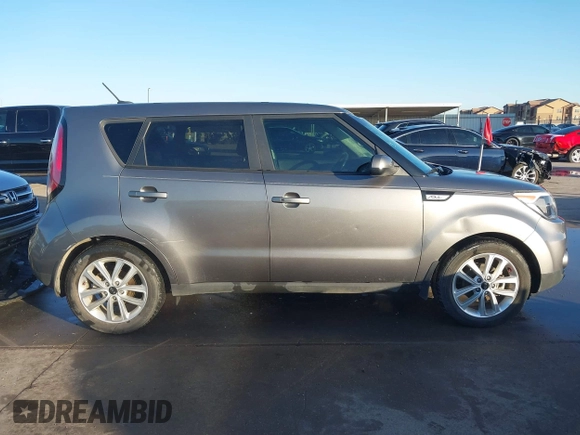 2017 Kia Soul + with VIN KNDJP3A5XH7463620, listed as a IAAI auction lot 41763654 with 79,763 mi miles. Bid and sale history available at carsss.com. Image 13.