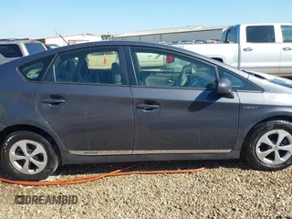 2013 Toyota Prius One with VIN JTDKN3DU1D1618162, listed as a IAAI auction lot 42003928 with 199,477 mi miles. Bid and sale history available at carsss.com. Image 13.