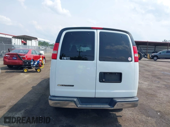 2019 Chevrolet Express Passenger LT with VIN 1GAZGPFG0K1240249, listed as a IAAI auction lot 42388617 with 109,428 mi miles and . Bid and sale history available at DreamBid. Image 16.