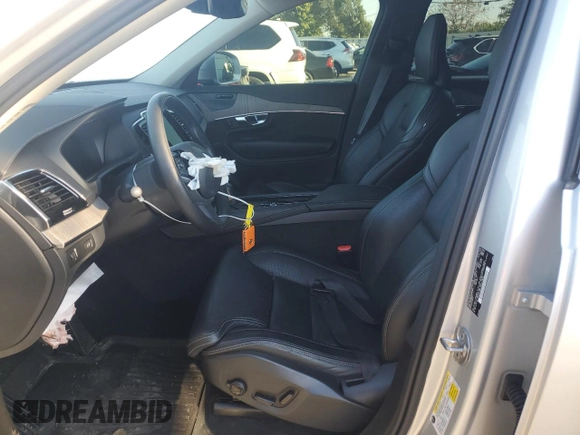 2022 Volvo XC90 Inscription with VIN YV4A221L5N1858808, listed as a Copart auction lot 74584894 with 29,330 mi miles and Salvage title. Bid and sale history available at DreamBid. Image 7.