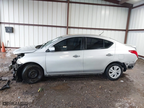 2019 Nissan Versa Sedan SV with VIN 3N1CN7AP3KL880199, listed as a IAAI auction lot 41571655 with 84,561 mi miles. Bid and sale history available at carsss.com. Image 14.