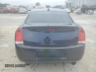 2016 Chrysler 300 Anniversary Edition z VIN 2C3CCAAG6GH334517, wystawiony jako Copart lot #56850205 z przebiegiem 27 927 mil mil oraz Czysty tytuł • Clean title. Historia ofert i sprzedaży dostępna na DreamBid. Obrazek 6.