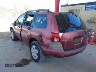 2005 Mitsubishi Endeavor LS with VIN 4A4MM21S05E074605, listed as a IAAI auction lot 41777750 with 105,188 mi miles. Bid and sale history available at carsss.com. Image 3.