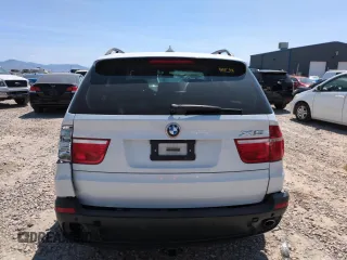 2008 BMW X5 3.0si z VIN 5UXFE43548L031478, wystawiony jako Copart lot #59392505 z przebiegiem Nie podano mil oraz Szkoda całkowita • Salvage title. Historia ofert i sprzedaży dostępna na DreamBid. Obrazek 6.
