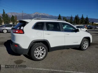 2015 Jeep Cherokee Latitude with VIN 1C4PJLCB9FW517961, listed as a Copart auction lot 41795735 with 131,089 mi miles and Salvage Title. Bid and sale history available at carsss.com. Image 3.