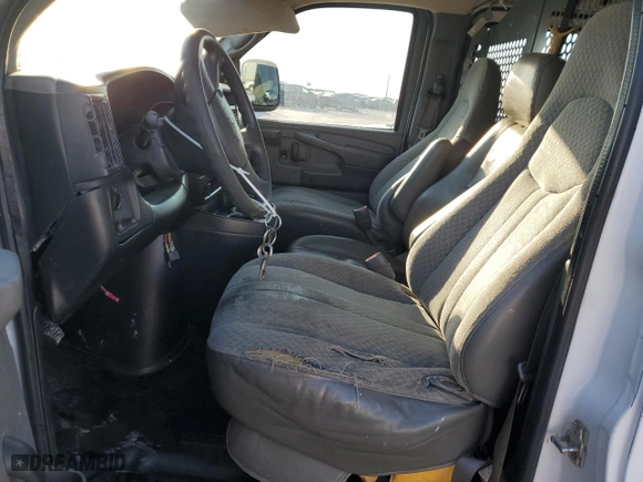 2007 Chevrolet Express Cargo Van with VIN 1GCFG15X571104330, listed as a Copart auction lot 74613484 with 207,630 mi miles and Salvage Title. Bid and sale history available at carsss.com. Image 7.