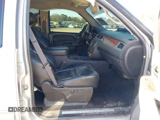 2011 Chevrolet Silverado 1500 LTZ with VIN 3GCPKTE37BG199091, listed as a IAAI auction lot 41843184 with 171,634 mi miles and . Bid and sale history available at DreamBid. Image 5.