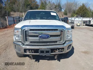 2016 Ford F-250 Lariat with VIN 1FT7W2B6XGED13385, listed as a IAAI auction lot 41809261 with 107,748 mi miles and . Bid and sale history available at DreamBid. Image 12.