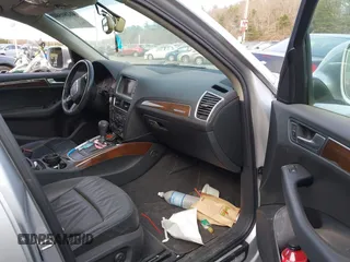 2009 Audi Q5 Premium Plus with VIN WA1KK78R99A020764, listed as a IAAI auction lot 41280564 with 168,583 mi miles and . Bid and sale history available at DreamBid. Image 5.