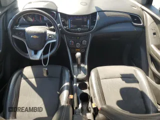 2021 Chevrolet Trax LT with VIN KL7CJLSB1MB314807, listed as a Copart auction lot 63122375 with 121,437 mi miles and Clean title. Bid and sale history available at DreamBid. Image 8.