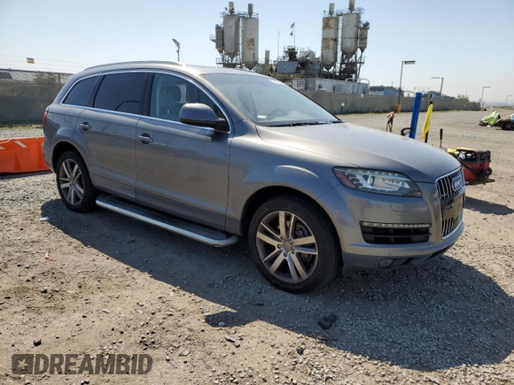 2012 Audi Q7 Premium Plus with VIN WA1LGAFE2CD005256, listed as a Copart auction lot 52233385 with 174,182 mi miles and Salvage title. Bid and sale history available at DreamBid. Image 4.